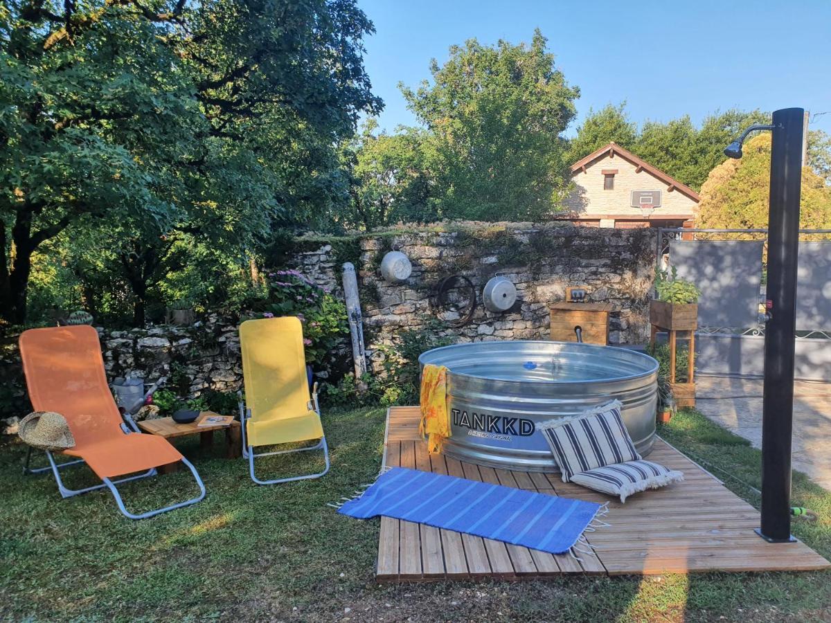 Gites Sur Le Causse De St Chels, Charme Sport Et Detente Saint-Chels 외부 사진